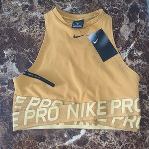 Nike Pro crop top
